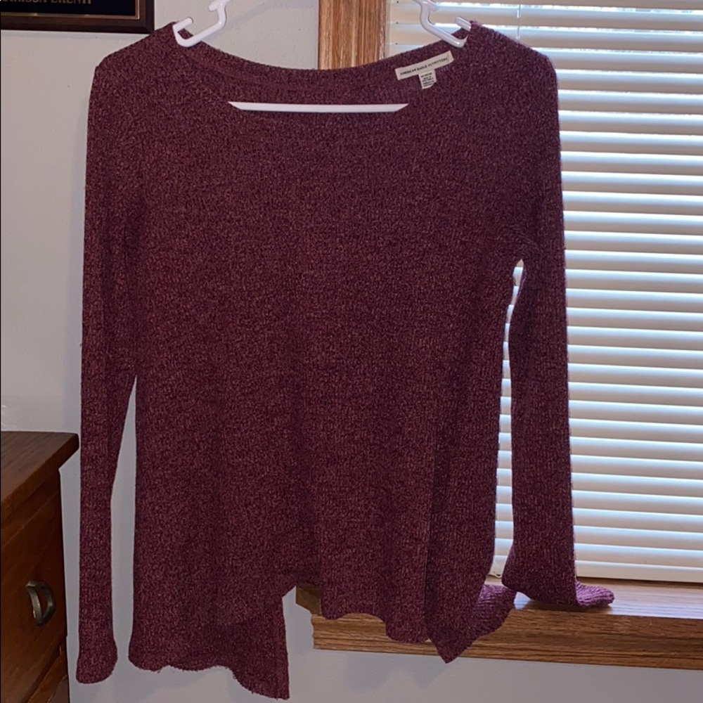 Maroon sweater